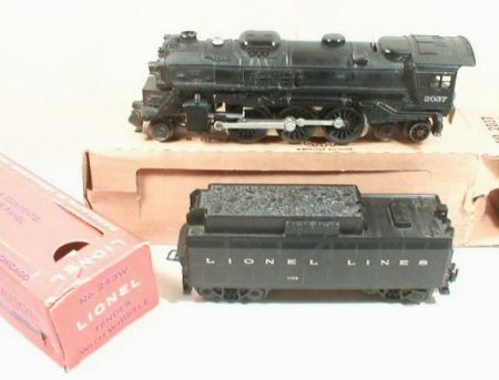 Lionel postwar 2037 steam locomotive