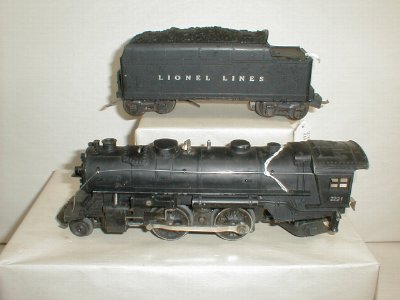 Lionel 229 locomotive